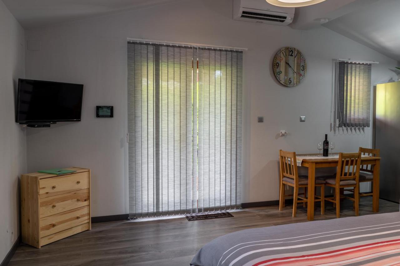 Apartman Studio Erin Rovinj Exterior foto